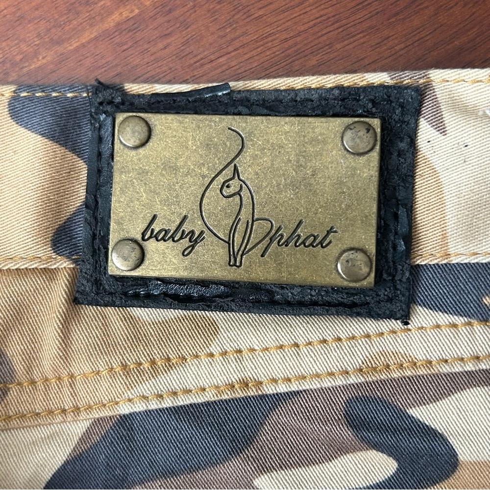 Baby Phat Y2K Brown Tan Camo Cargo Wide Leg Embellished Rhinestone Pants - Picture 12 of 14